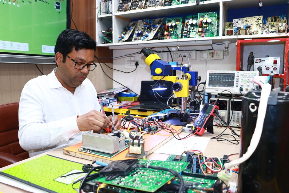 instalador electrónica náutica